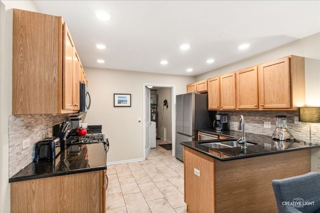 2471 Wilton Lane, Aurora, IL 60502
