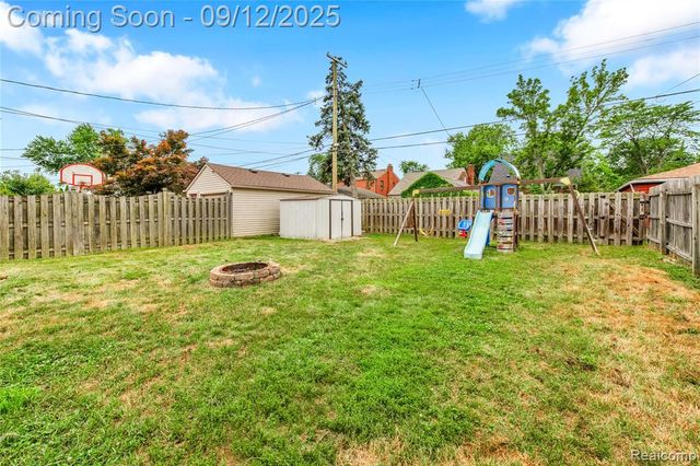 1650 19th Street, Wyandotte, MI 48192