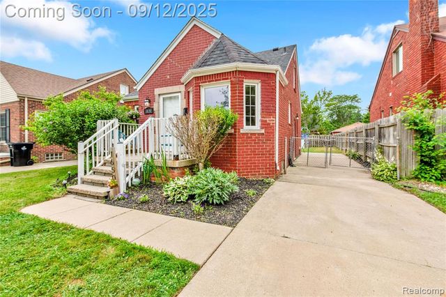 1650 19th Street, Wyandotte, MI 48192