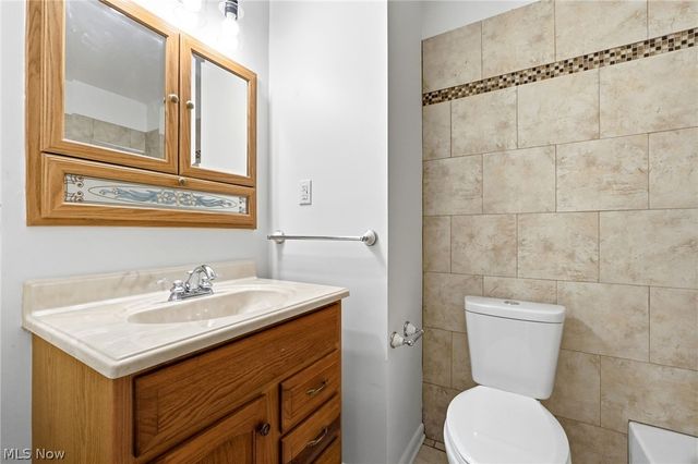 1523 Bradford Drive, Macedonia, OH 44056
