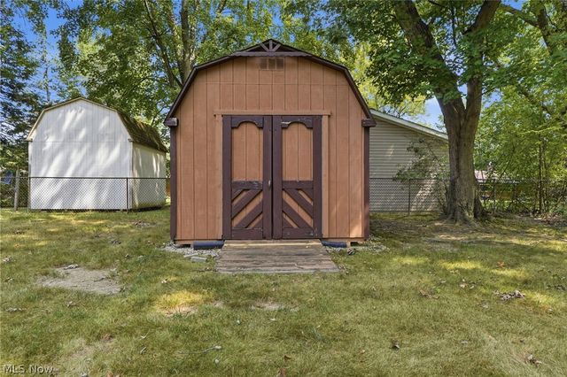 1523 Bradford Drive, Macedonia, OH 44056