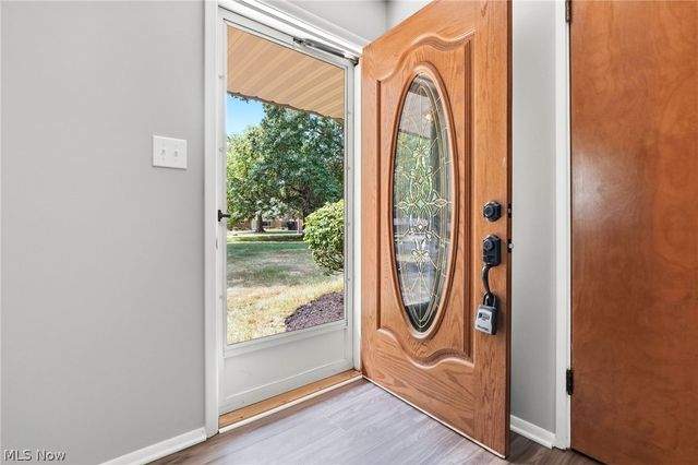 1523 Bradford Drive, Macedonia, OH 44056