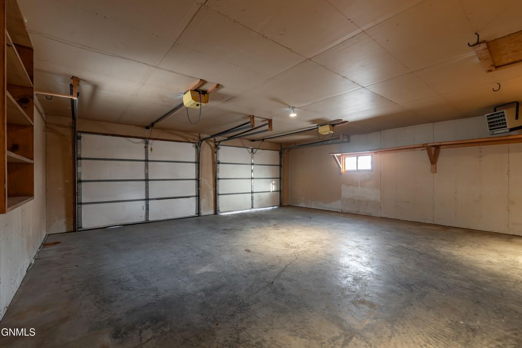 4337 Drake Drive, Bismarck, ND 58503 photo 7