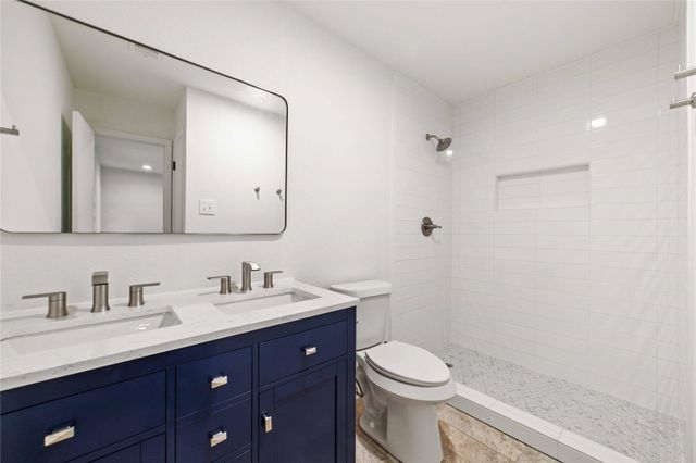 2209 9th Street, Brownwood, TX 76801