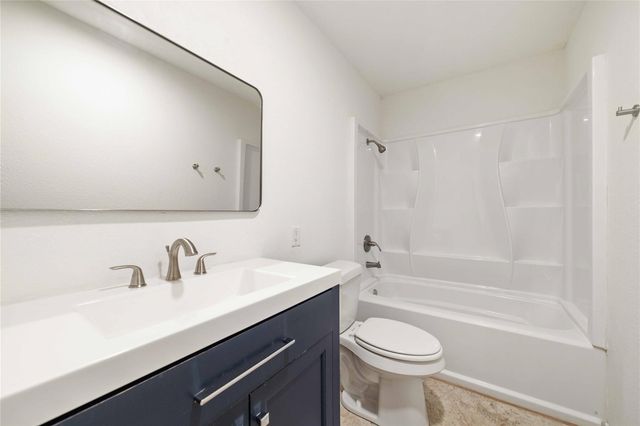 2209 9th Street, Brownwood, TX 76801