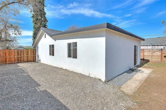 4472 Forest St, Riverside, CA 92507