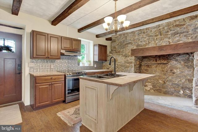 3015 YORK RD, Gettysburg, PA 17325