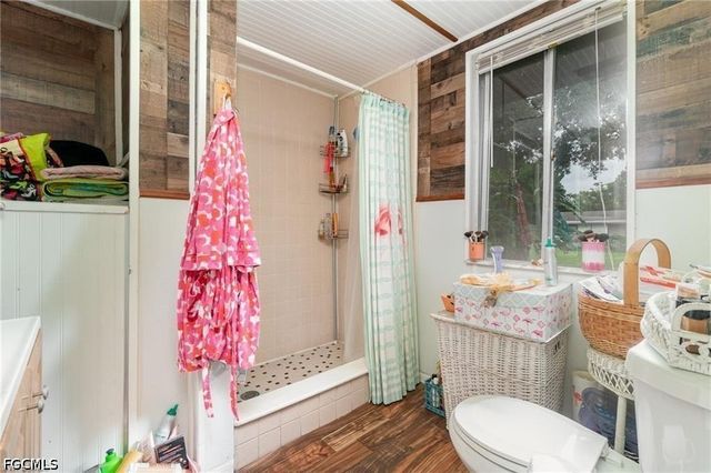 102 3rd ST, Fort Myers, FL 33907