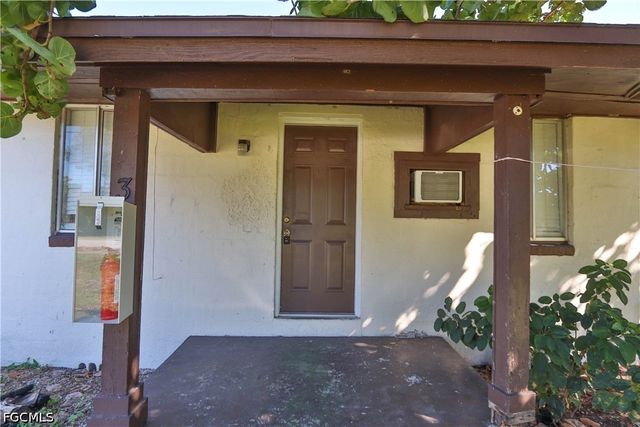 102 3rd ST, Fort Myers, FL 33907