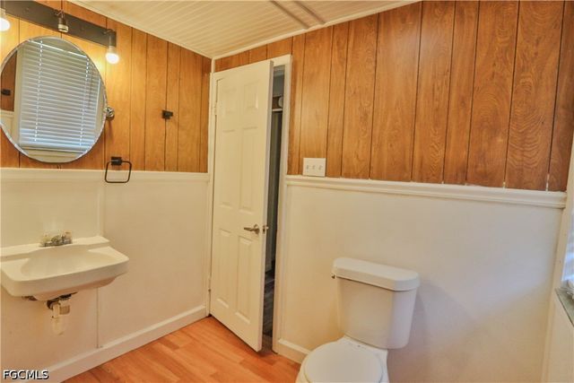 102 3rd ST, Fort Myers, FL 33907