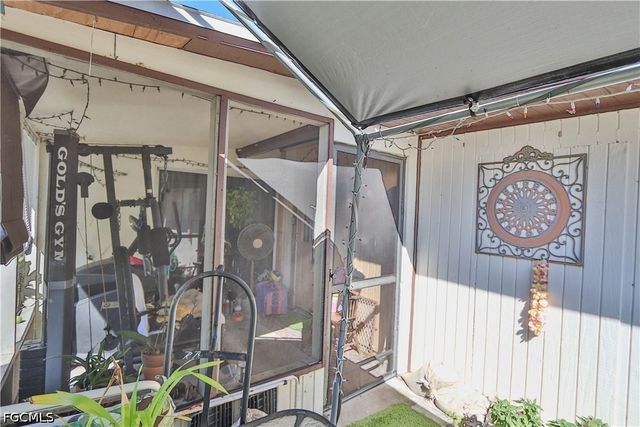 102 3rd ST, Fort Myers, FL 33907
