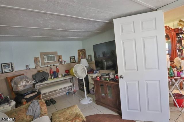 102 3rd ST, Fort Myers, FL 33907