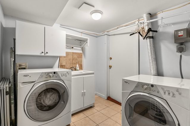 15 Loveland St 15, Brookline, MA 02445