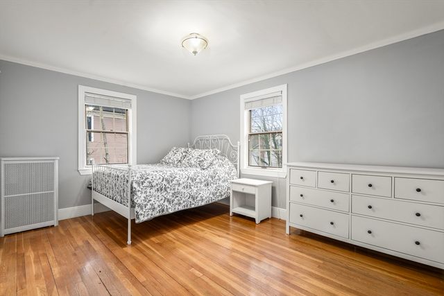 15 Loveland St 15, Brookline, MA 02445