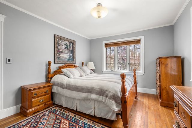 15 Loveland St 15, Brookline, MA 02445