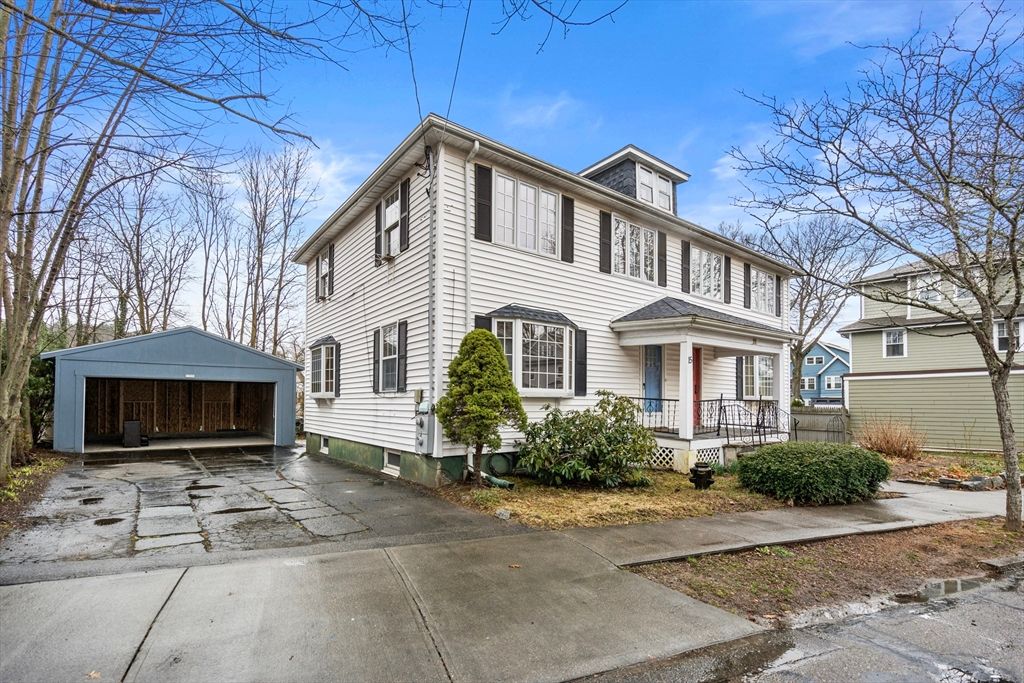 15 Loveland St 15, Brookline, MA 02445