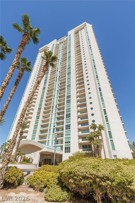 2777 Paradise Rd 3302, Las Vegas, NV 89109 — exterior