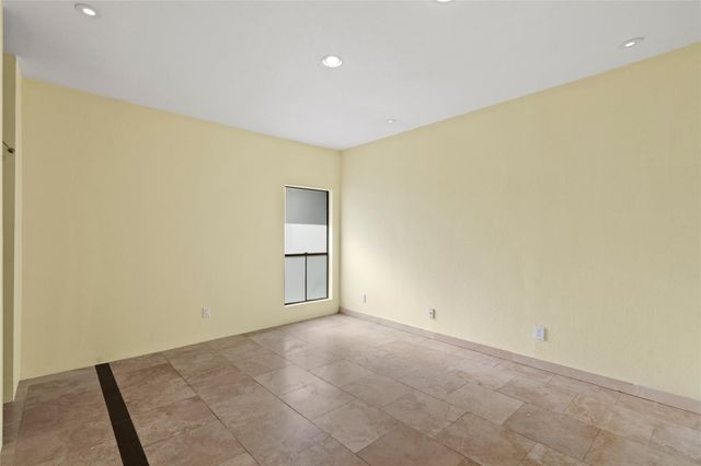 4001 Nasa Parkway 213, El Lago, TX 77586