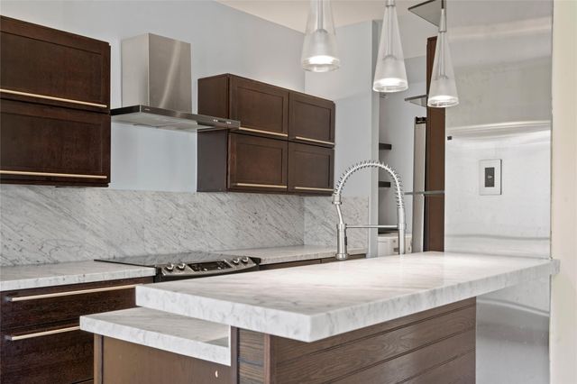 4001 Nasa Parkway 213, El Lago, TX 77586