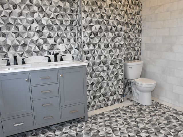 915 LIBERTY Street, Meadville, PA 16335