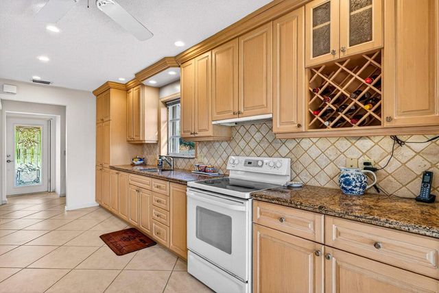 4524 Sanderling Lane, Boynton Beach, FL 33436