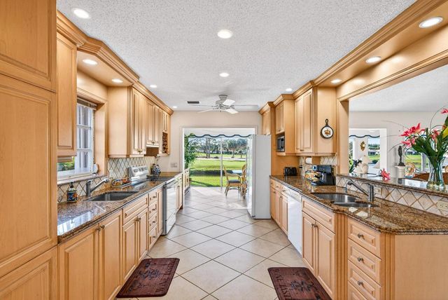 4524 Sanderling Lane, Boynton Beach, FL 33436