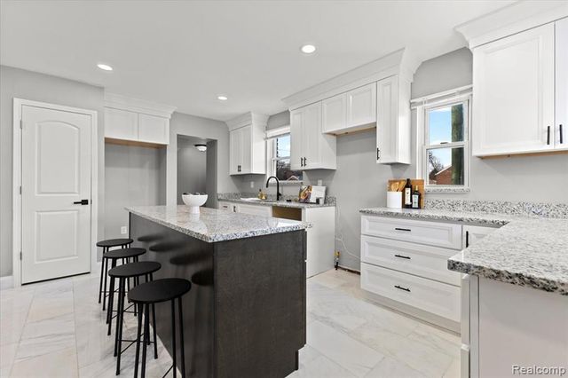 191 Eastlawn Street, Detroit, MI 48215