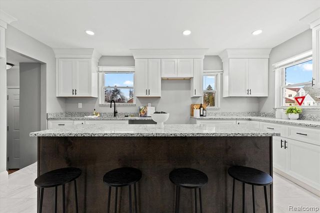 191 Eastlawn Street, Detroit, MI 48215