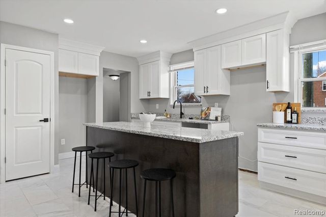 191 Eastlawn Street, Detroit, MI 48215