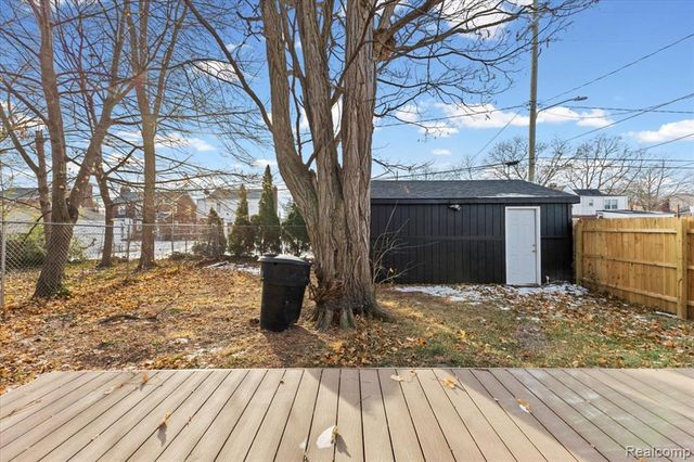 191 Eastlawn Street, Detroit, MI 48215