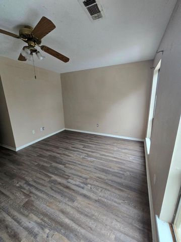 1746 Cloister Drive 12, Crosby, TX 77532