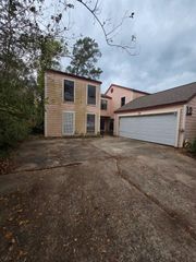 1746 Cloister Drive 12, Crosby, TX 77532