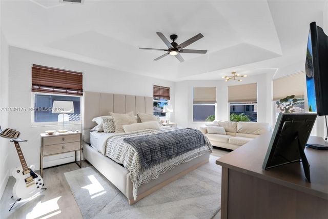 590 SW 178th Way, Pembroke Pines, FL 33029