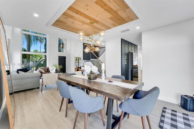 590 SW 178th Way, Pembroke Pines, FL 33029