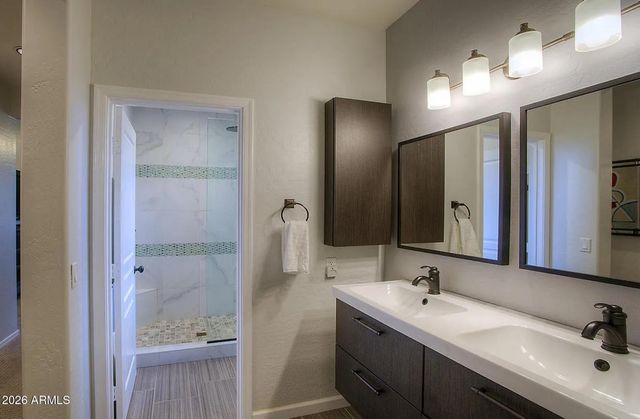 1225 N 36TH Street 1084, Phoenix, AZ 85008