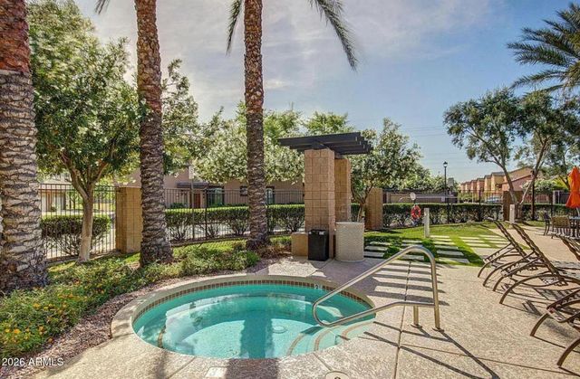 1225 N 36TH Street 1084, Phoenix, AZ 85008