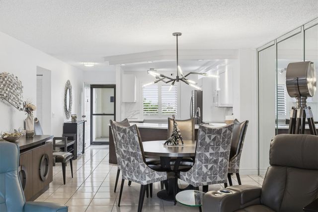 2238 N Cypress Bend Dr 608, Pompano Beach, FL 33069