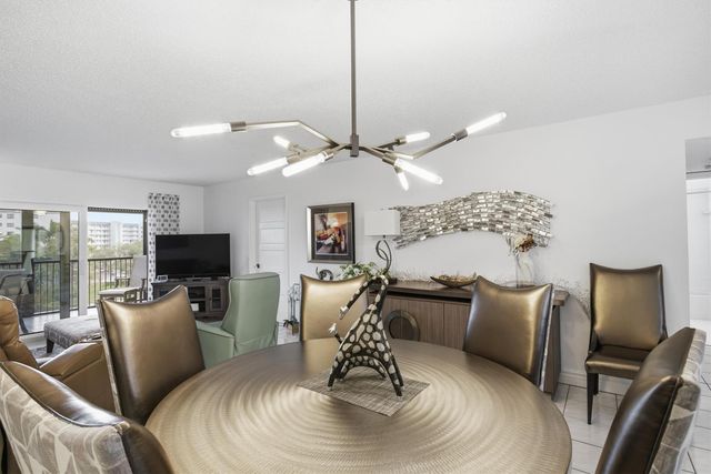 2238 N Cypress Bend Dr 608, Pompano Beach, FL 33069