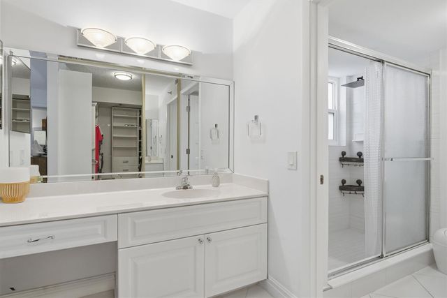 2238 N Cypress Bend Dr 608, Pompano Beach, FL 33069