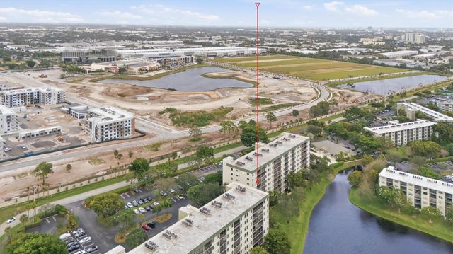 2238 N Cypress Bend Dr 608, Pompano Beach, FL 33069