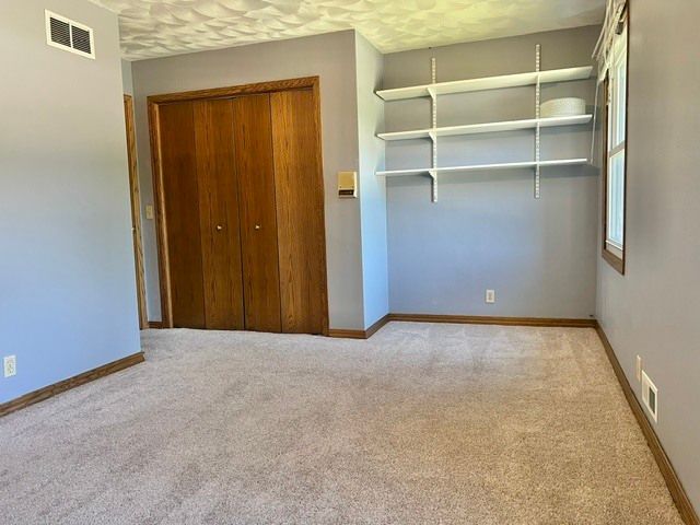 107 Hilltop Street, Colona, IL 61241