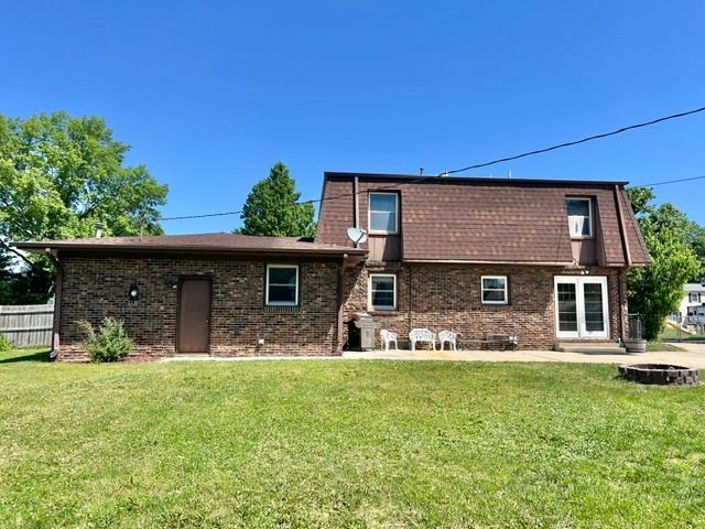 107 Hilltop Street, Colona, IL 61241