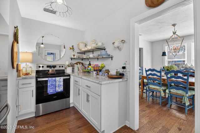 4615 SUNDERLAND Road, Jacksonville, FL 32210