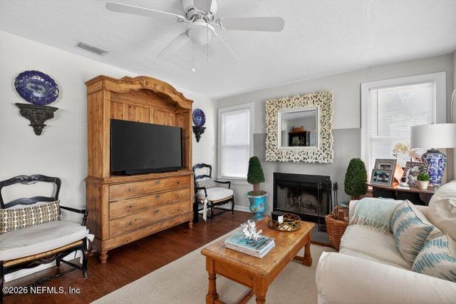 4615 SUNDERLAND Road, Jacksonville, FL 32210