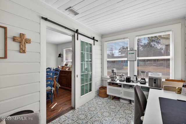 4615 SUNDERLAND Road, Jacksonville, FL 32210