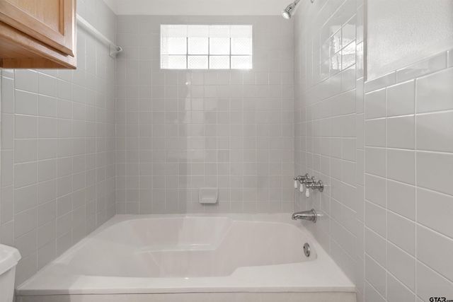 975 County Road 2954, Alba, TX 75410