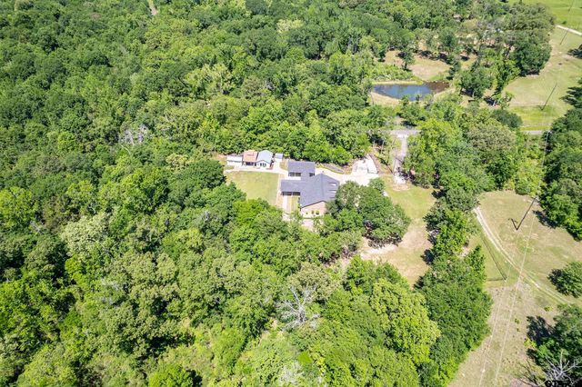 975 County Road 2954, Alba, TX 75410