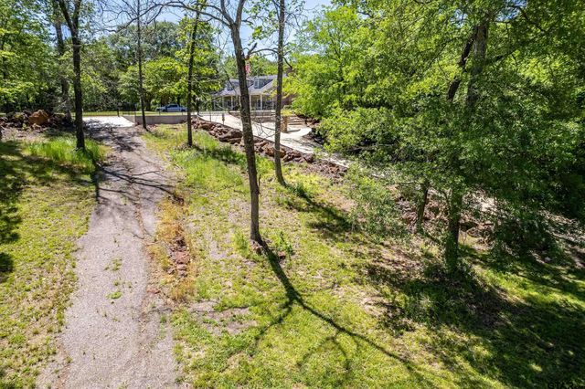 975 County Road 2954, Alba, TX 75410