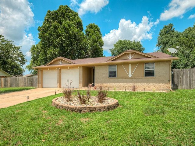 1101 Teal Place, Edmond, OK 73003