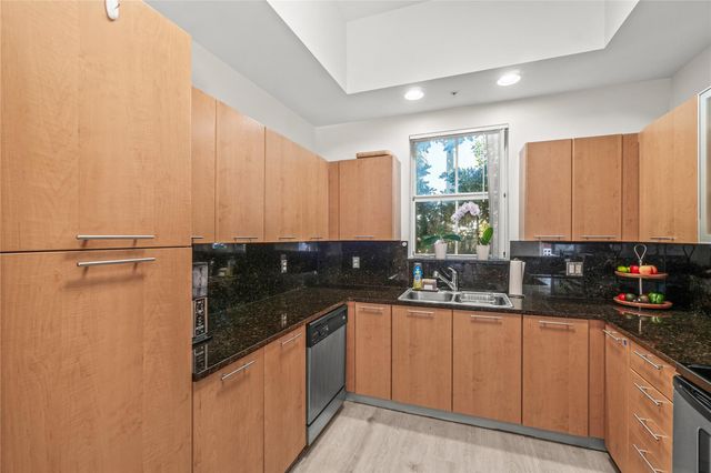 2381 Vintage Drive, Lighthouse Point, FL 33064